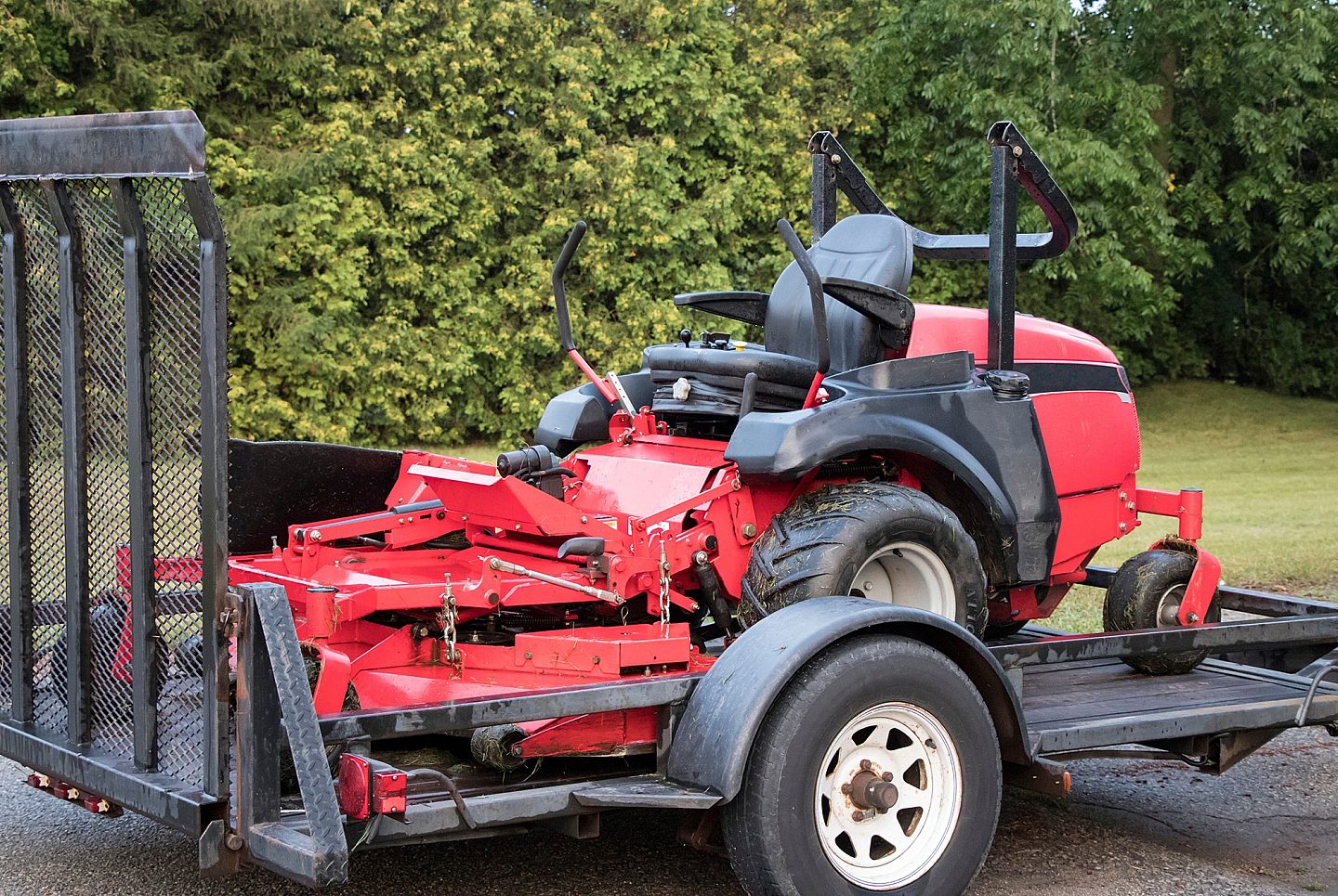 Lawnmower_2000x1340_202607