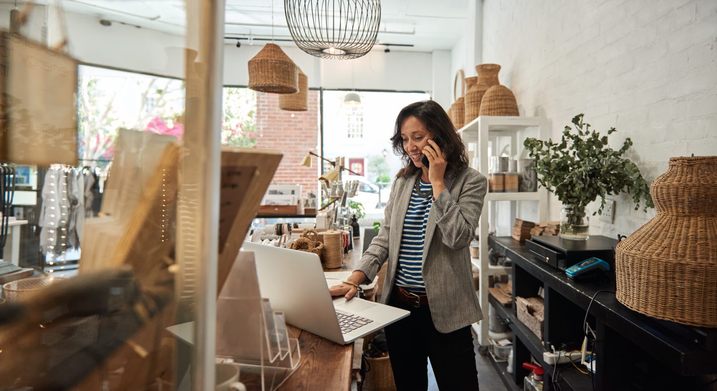 individual_adobestock_202404
