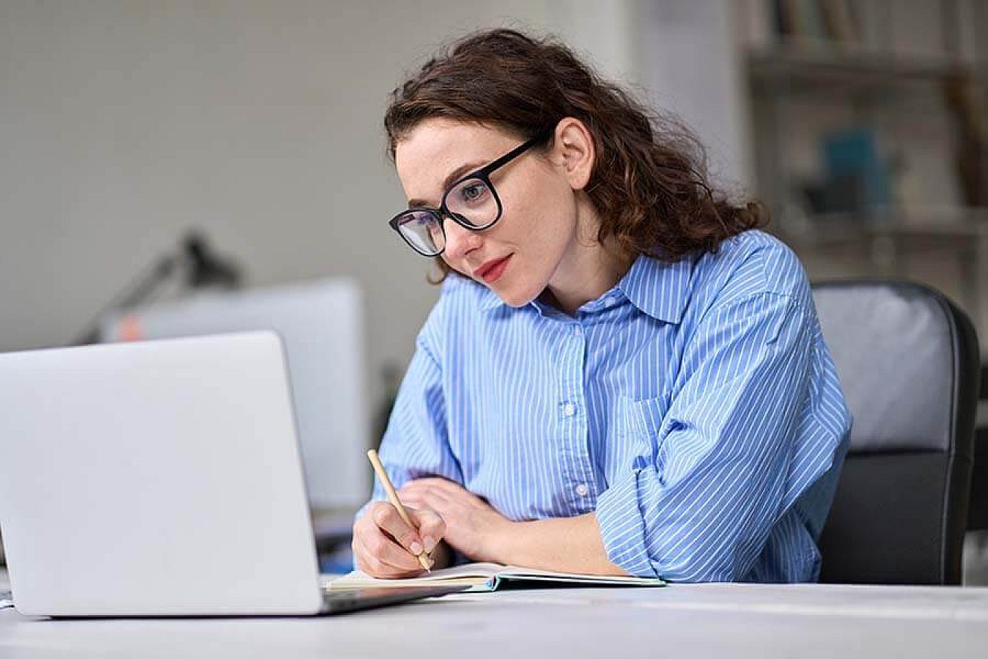 individual_adobestock_2023