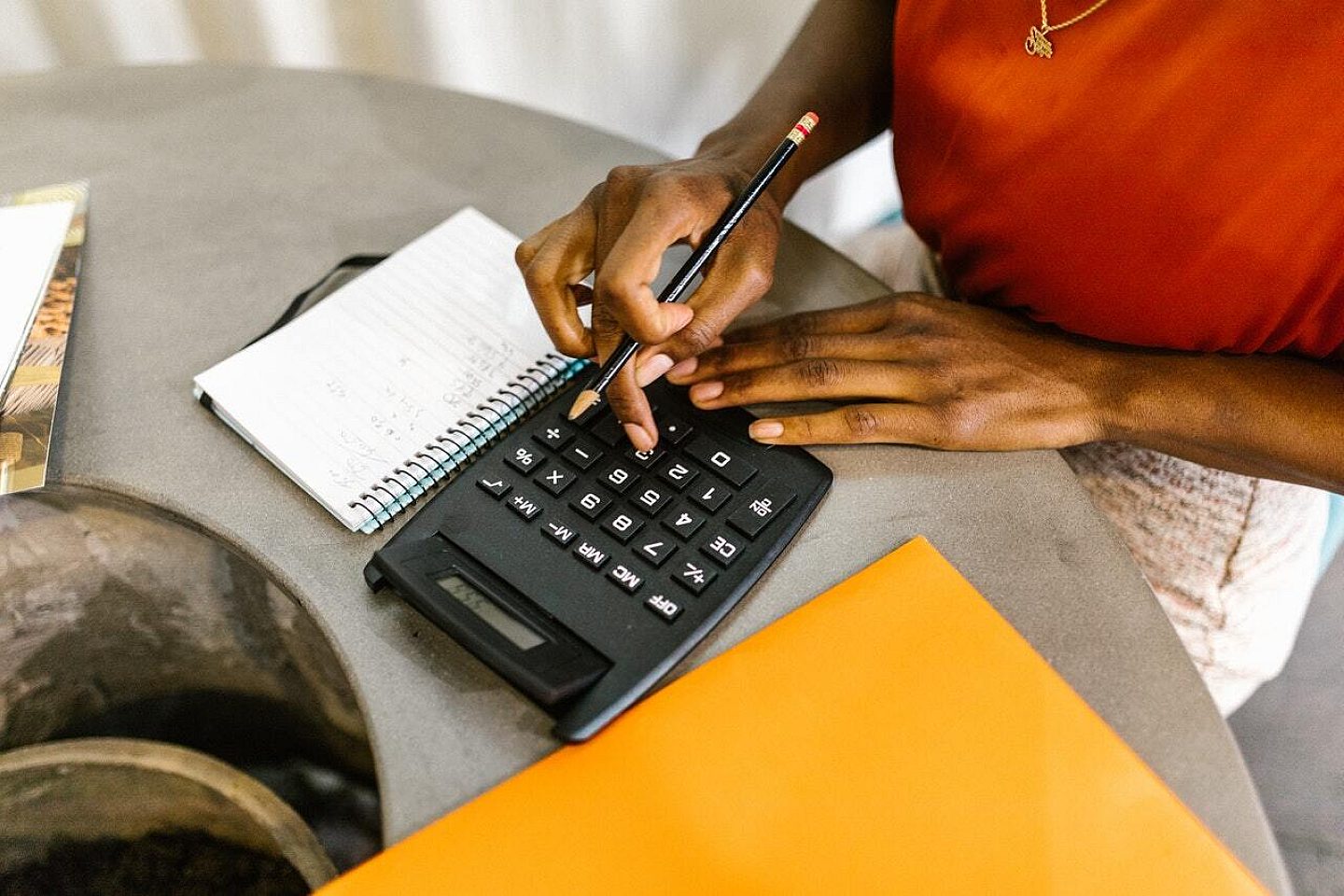 calculator_adobestock_202201